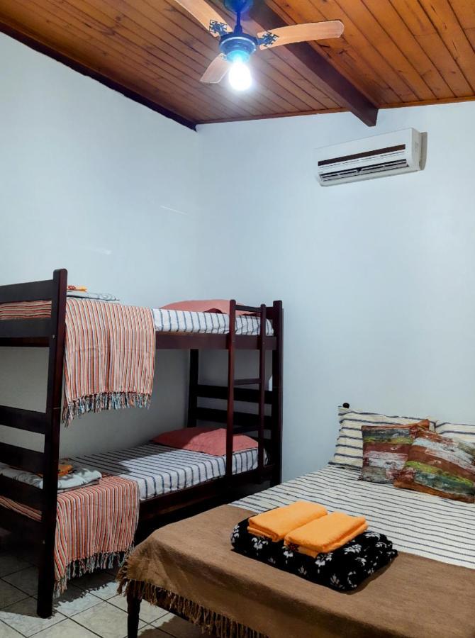 Suite Pe Na Areia- Espaco Independente Na Praia Do Curral Com Localizacao Privilegiada - Simplicidade E Comodidade Com O Por Do Sol Mais Lindo De Ilhabela - Melhor Custo Beneficio Para Ate 4 Pessoas , Na Av Jose Pacheco Do Nascimento Nº 7682 Exteriör bild
